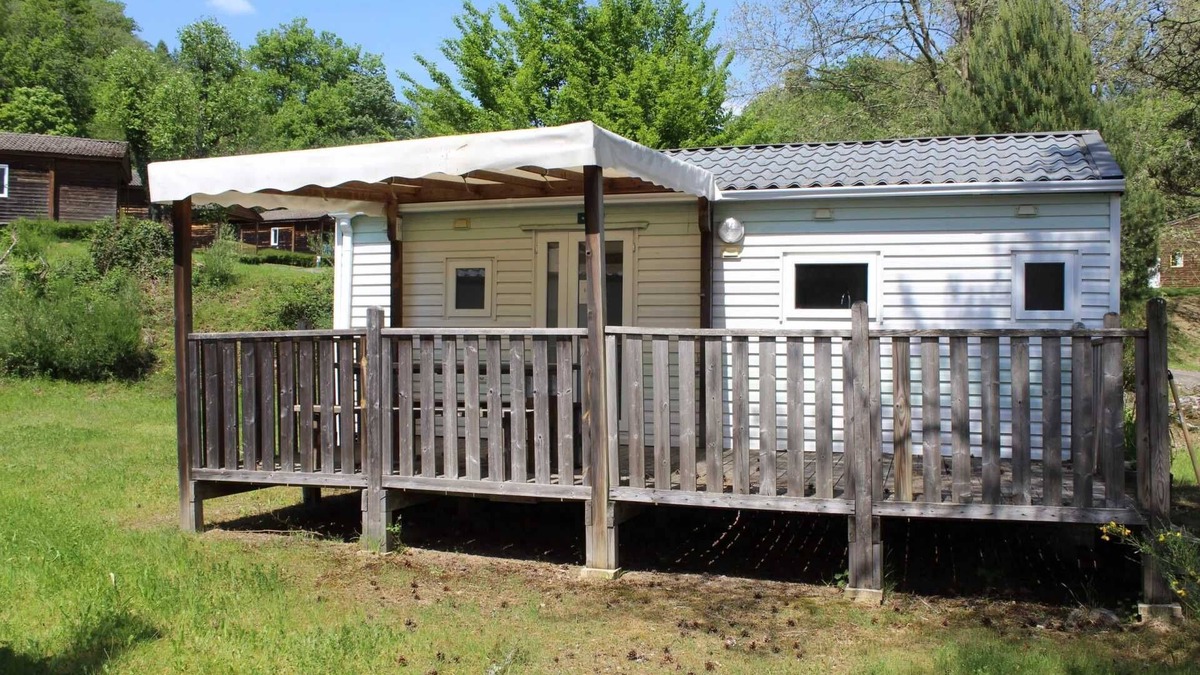 Correze House | Camping 3 étoiles - Piscine - eehihe