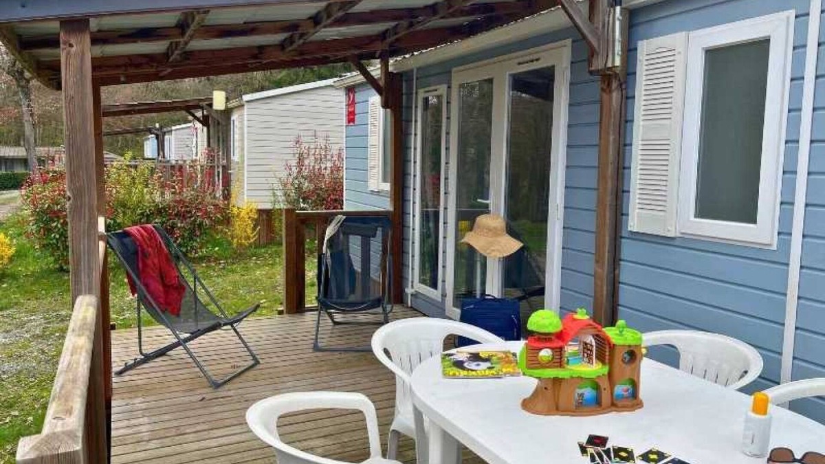 Messery House | Camping 3 étoiles - Piscine - ccafbic