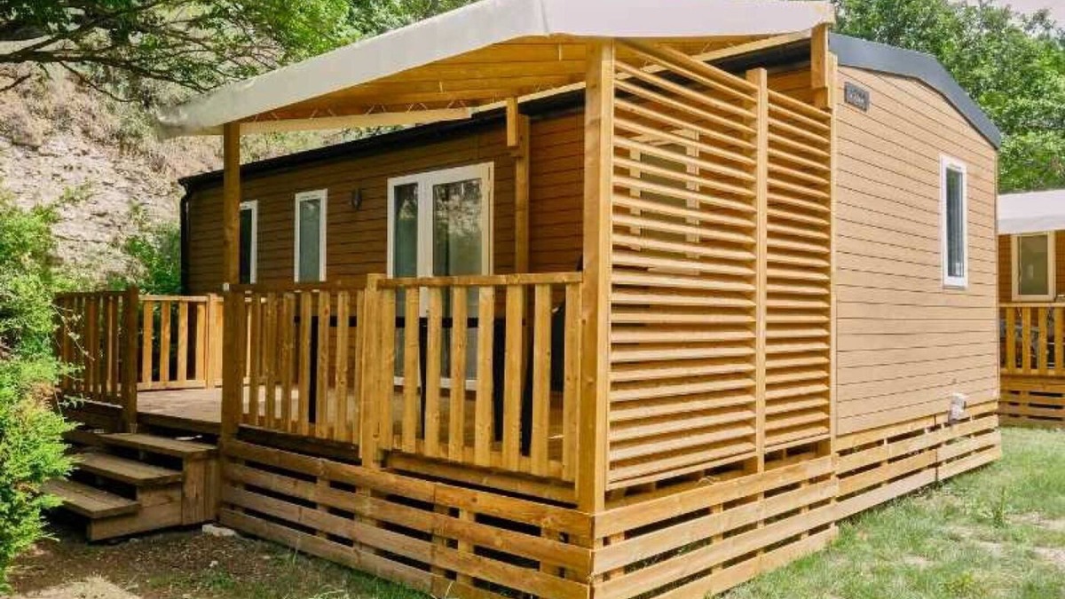 Messery House | Camping 3 étoiles - Piscine - ccafbie