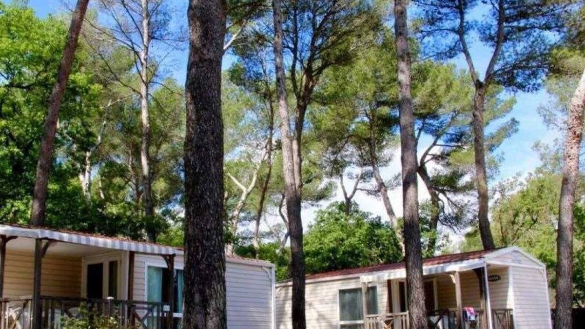 Peynier House | Camping 3 étoiles - Piscine - ccbbhh0