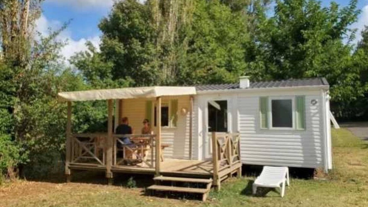 Soturac House | Camping 3 étoiles - Piscine - eehcdh