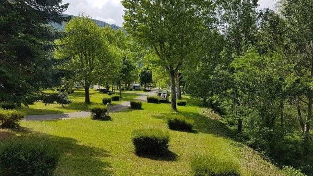 Florac House | Camping 3 étoiles - Piscine - efadfe