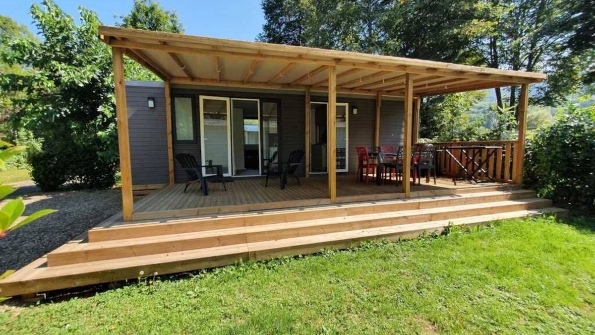 Seix House | Camping 3 étoiles - Piscine - ccaihgc