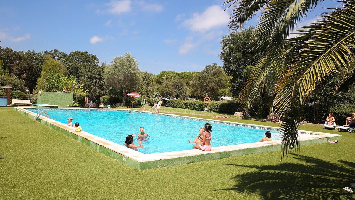 Vall-Llobrega RV Rental | Camping 3 Estrellas Costa Brava