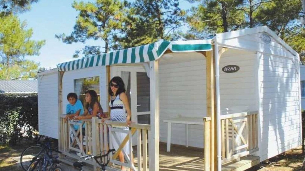 La Faute-sur-Mer House | Camping 4 étoiles - Piscine - eei0ff
