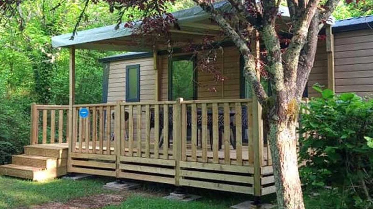 Saint-Pardoux House | Camping 4 étoiles - Piscine - eeiigd