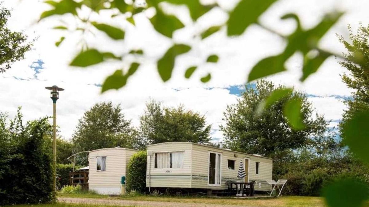 Pressignac House | Camping 4 étoiles - Piscine - ccbbghg