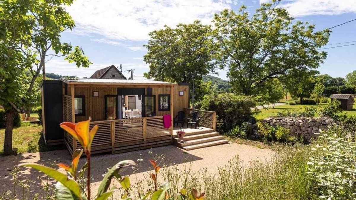 Thegra House | Camping 4 étoiles - Piscine - eeicab
