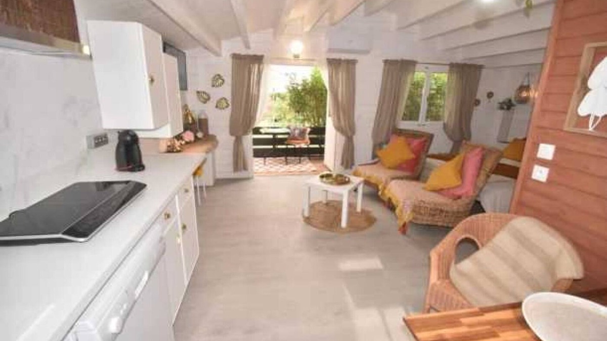 Paluds de Noves Ski Chalet | Camping 4 étoiles - Piscine - eehfaa