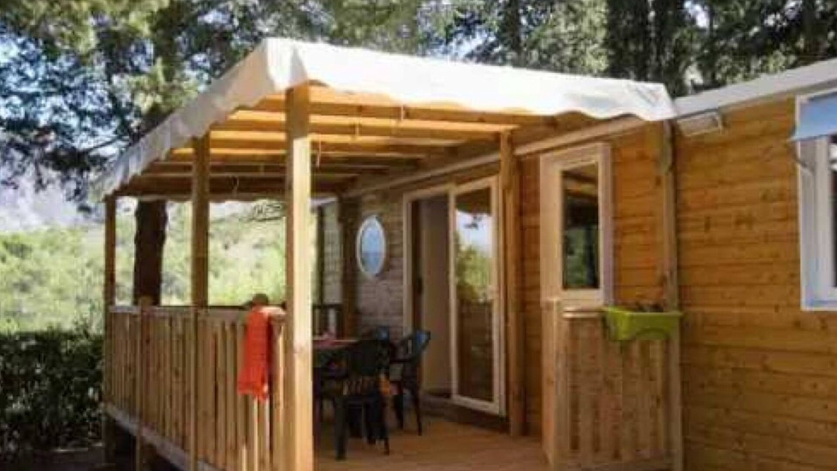 Orgon House | Camping 4 étoiles - Piscine - eebbbe