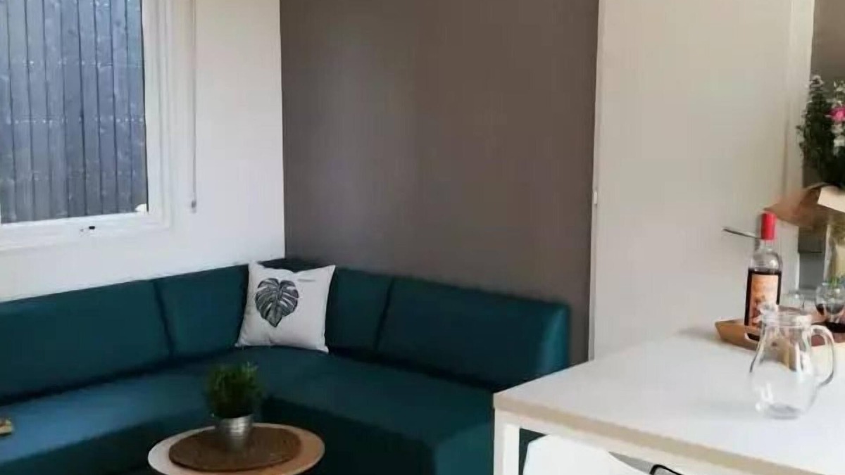 Aubigny-les-Clouzeaux House | Camping Campilo * - Cottage Du Lac PREMIUM+ Lake View 3 Rooms 2 Bathrooms 5 People Air Conditioning