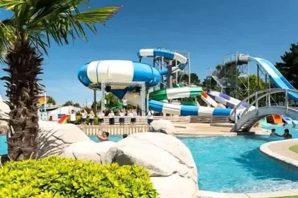 Olonne-sur-Mer House | Camping Club Le Trianon * - Mobilhome for 6 people