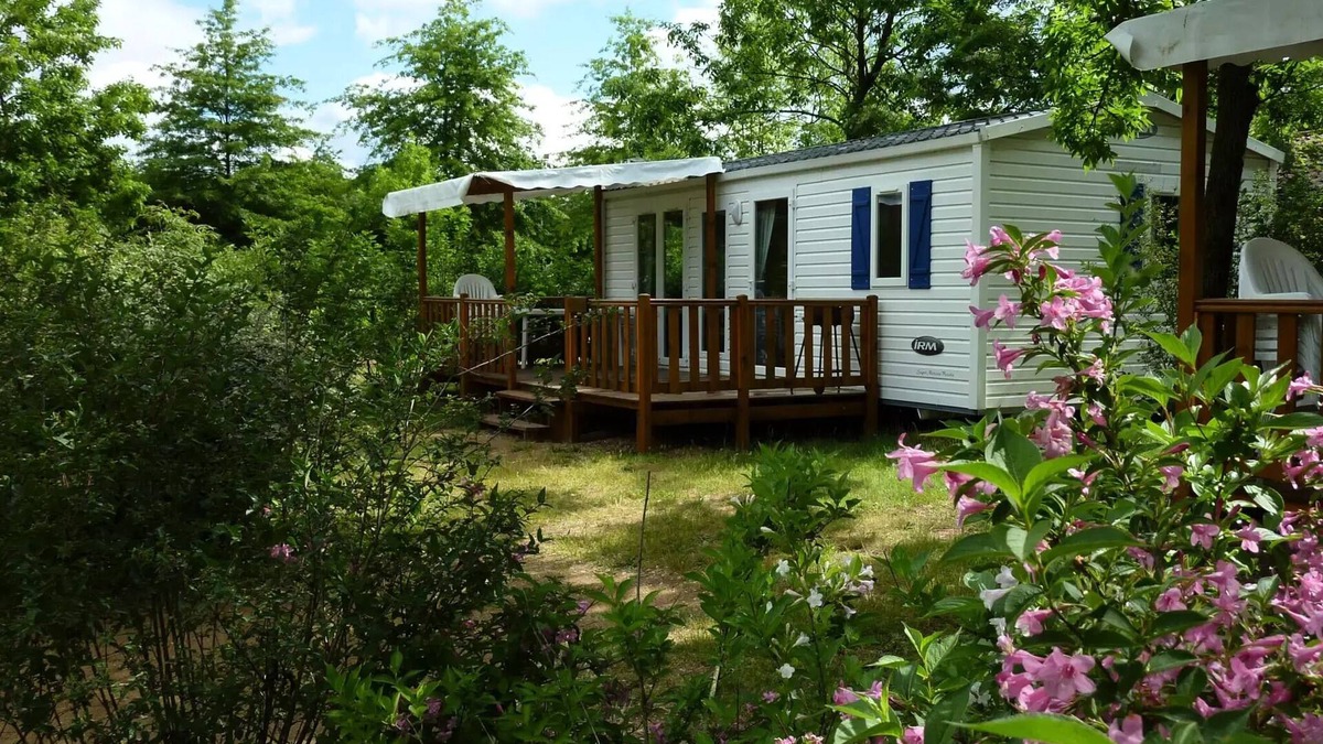 Cormoranche-sur-Saone House | Camping du Lac* - MRI Mobile Home 3 Rooms 4/6 People