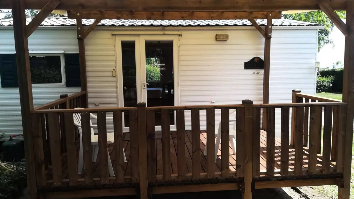 Saint-Bonnet-le-Chateau House | Camping de la Belle Etoile * - Mobile home Cottage comfort 2 bedrooms covered terrace 3 people