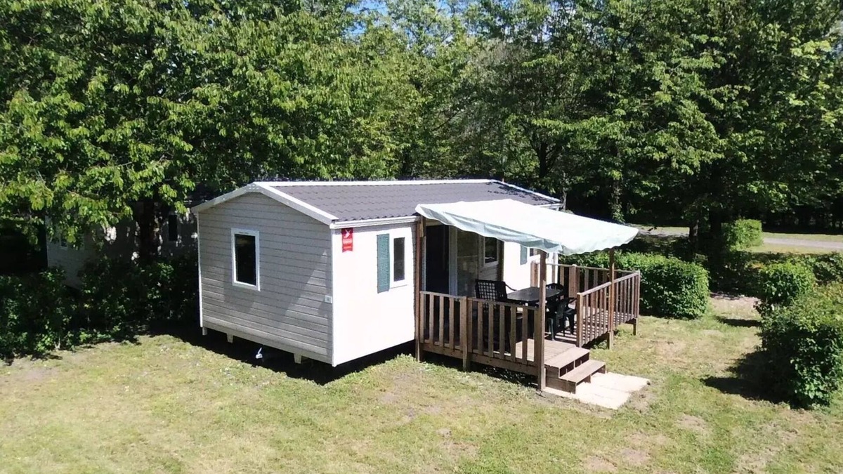 Saint-Pierre-d'Albigny House | Camping du Lac de Carouge * - Mobile home 3 bedrooms & terrace 6 people