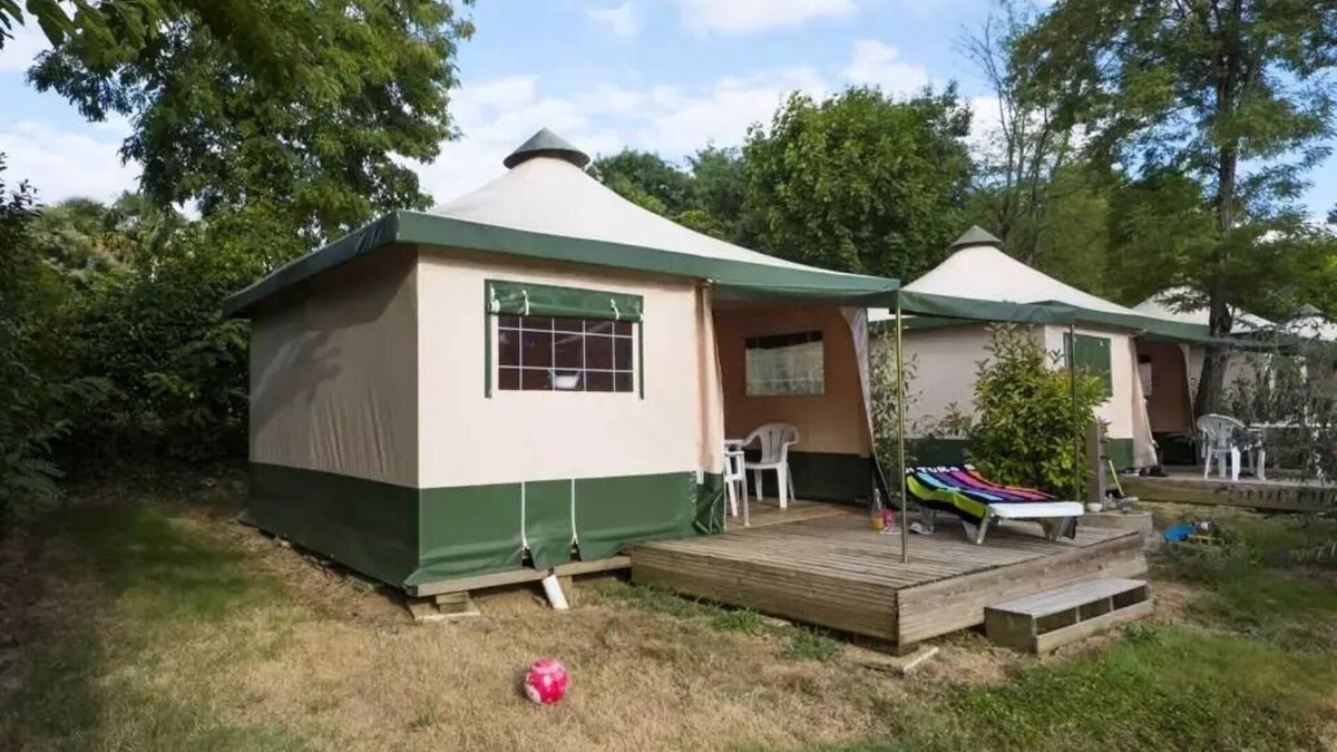 Foix House | Camping du Lac* - Cyrus 3 Piece Furnished Tent 4 People Without Bathroom