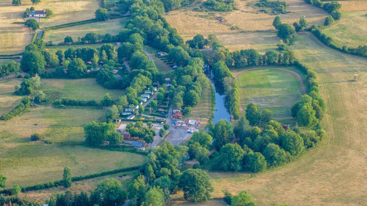 Epinac RV Rental | Camping du Pont Vert