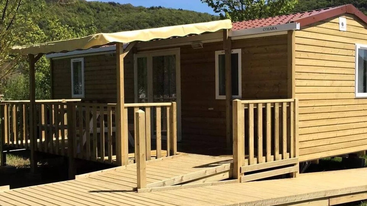Ornans House | Camping Ecologique la Roche d'Ully* - Cottage Caborde PRM 3 rooms 4 people
