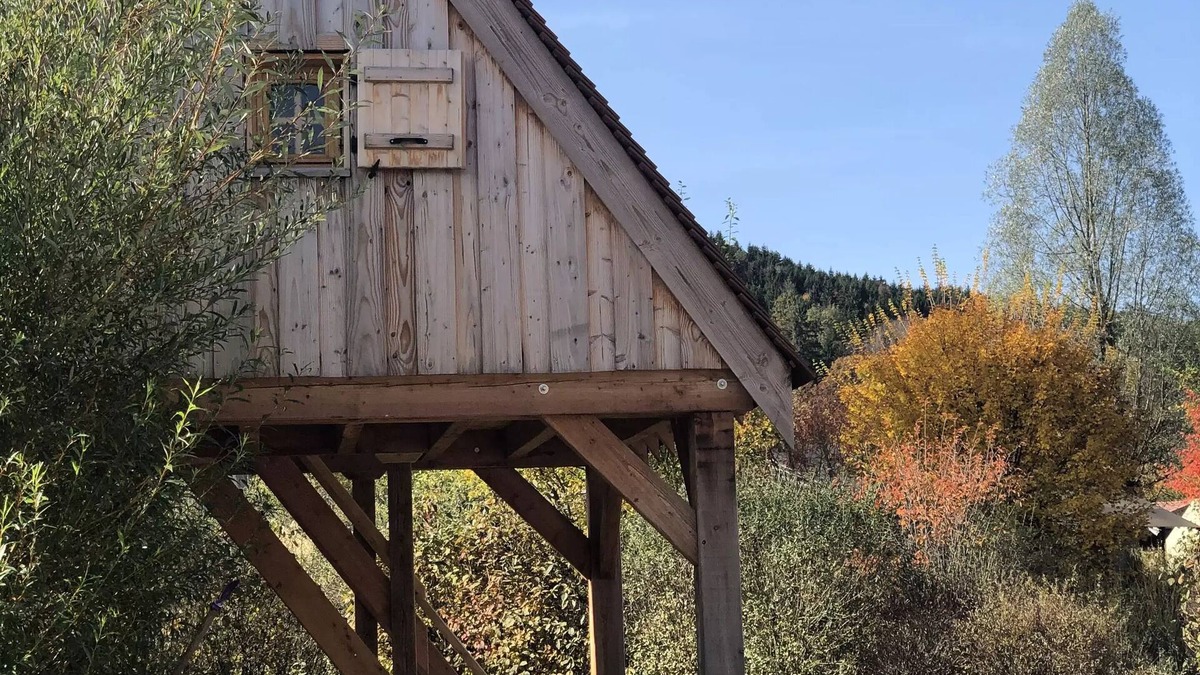 Ornans House | Camping Ecologique la Roche d'Ully* - Chalet on stilts Le Grenier Blochet 1 room 4 people