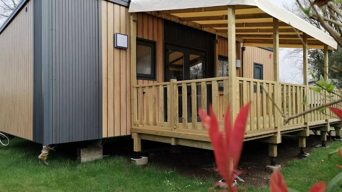 Pont-Scorff House | Camping Entre Terre et Mer * - Mobil home Privilege (2 bedrooms) 4 people