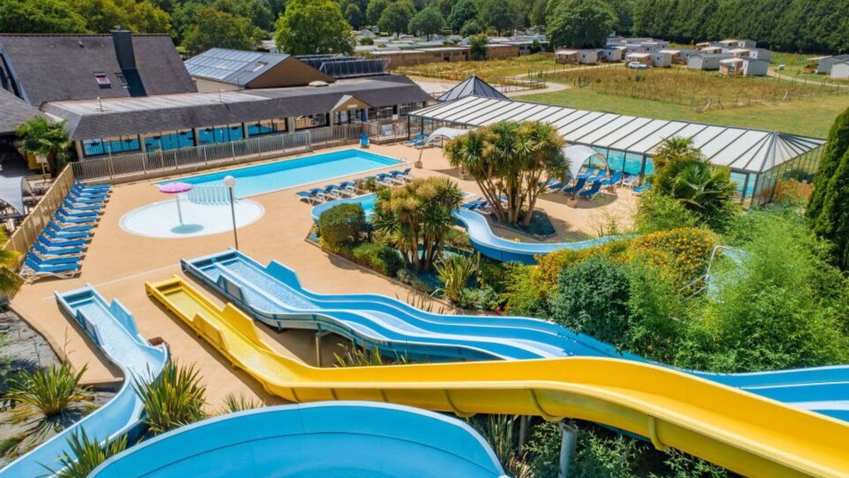 Monterblanc House | Camping familial 4* | Mobil-home + Accès piscine