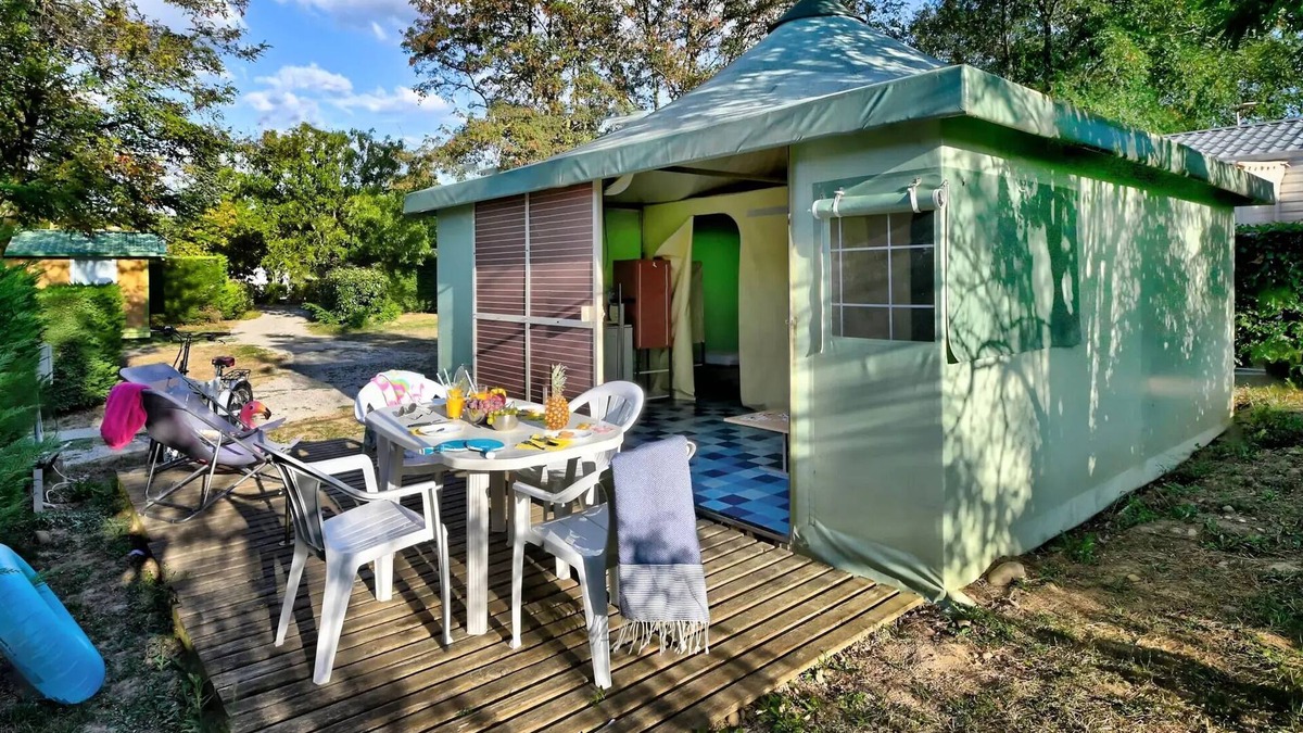 Anneyron House | Camping Flower la Châtaigneraie* - Bungalow Funflower 3 rooms 4/6 people Without Sanitary