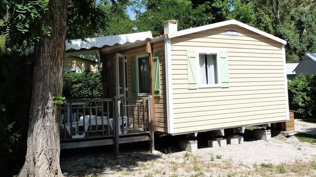 Saint Maime House | Camping Flower La Rivière * - Mobil Home Confort 2 rooms 2 people