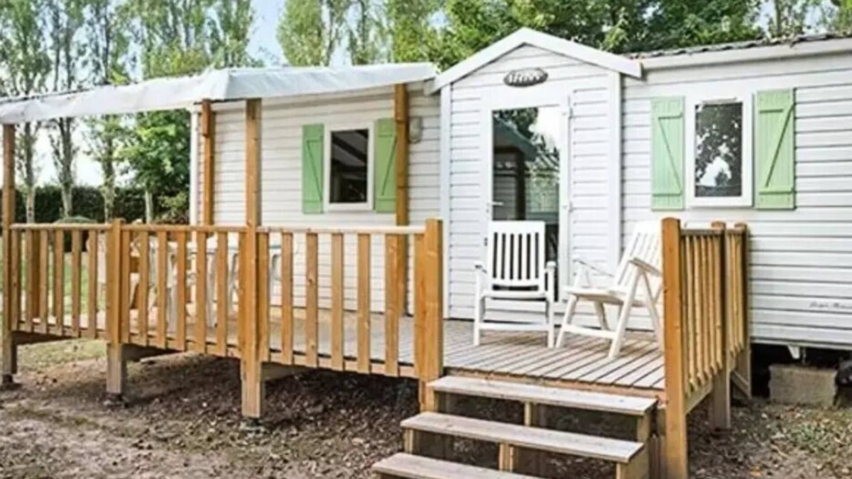 Chateauneuf-de-Galaure House | Camping Le Château de Galaure* - 3-room Comfort mobile home for 4/6 people