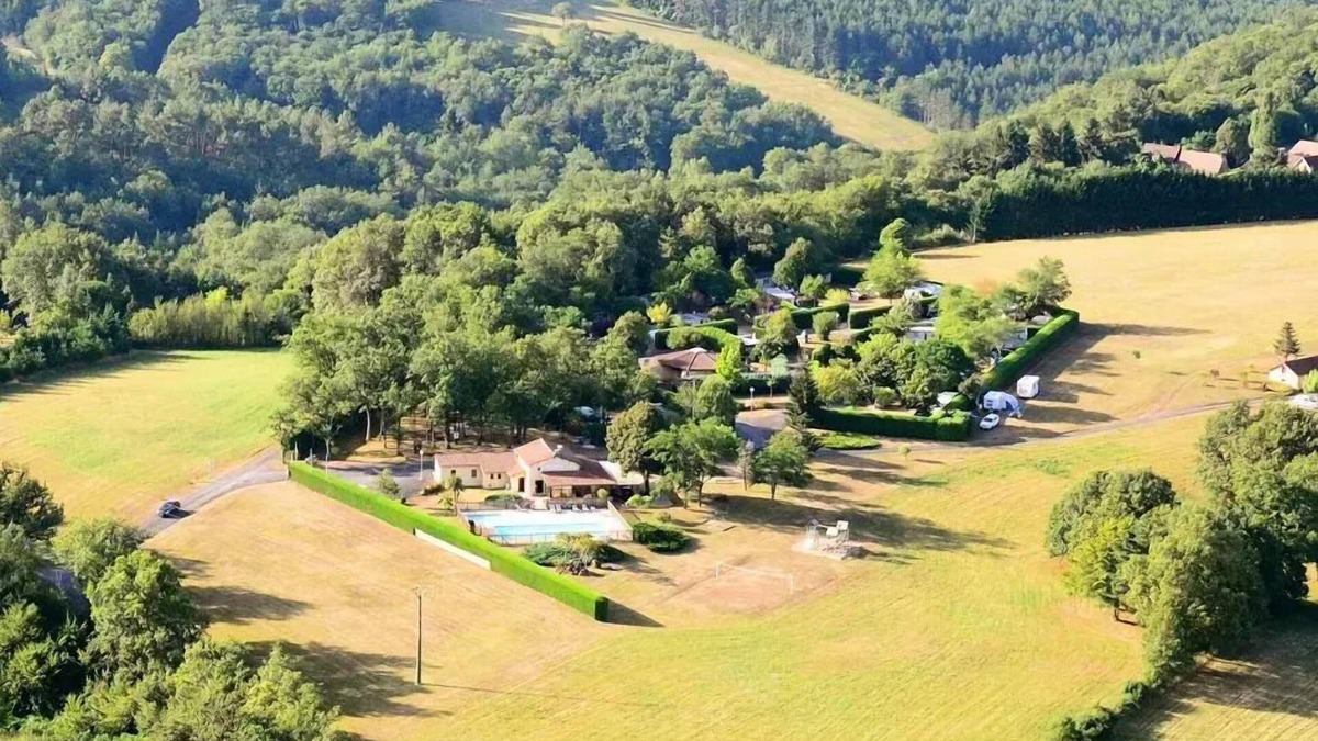 Rouffignac-Saint-Cernin-de-Reilhac House | Camping La Nouvelle Croze* - Mobil home Comfort TV 3 Rooms 4 People