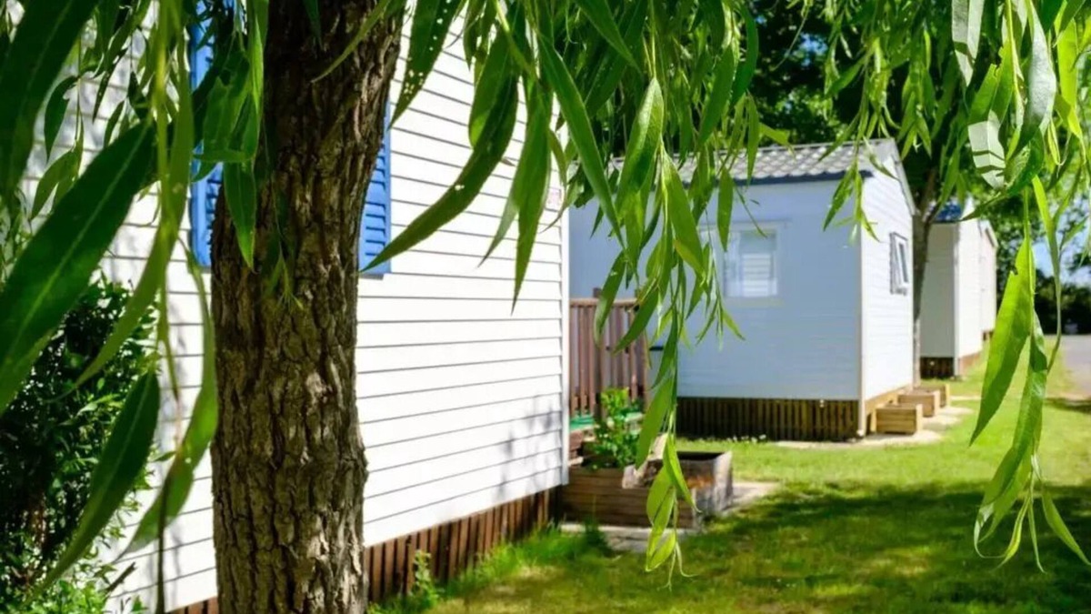 La Tranche-sur-Mer House | Camping Grand Pré* - Mobile Home 3 rooms 4/5 people Semi-covered terrace