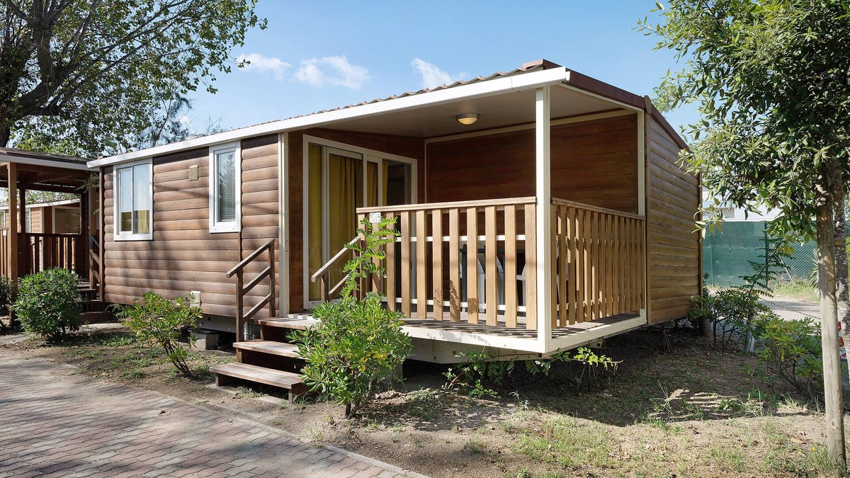 Chioggia RV Rental | Camping "Grande Italia Maddalena 4" with Sea View