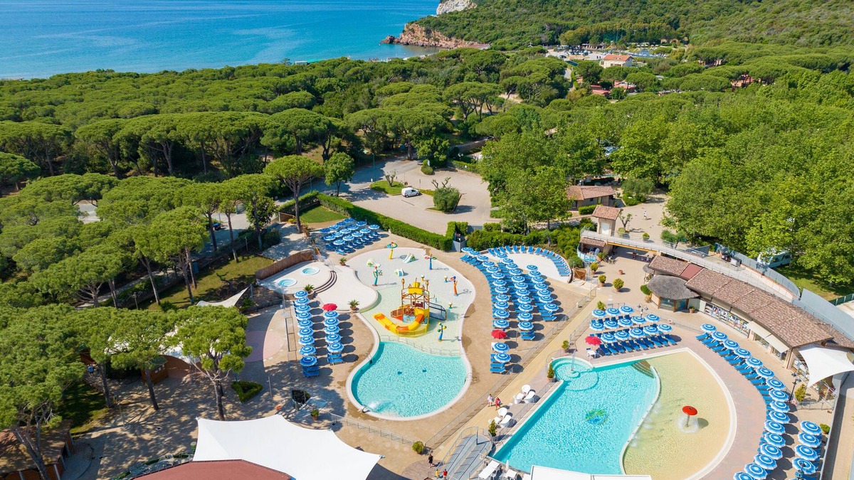 Le Rocchette RV Rental | Camping Village Baia Azzurra