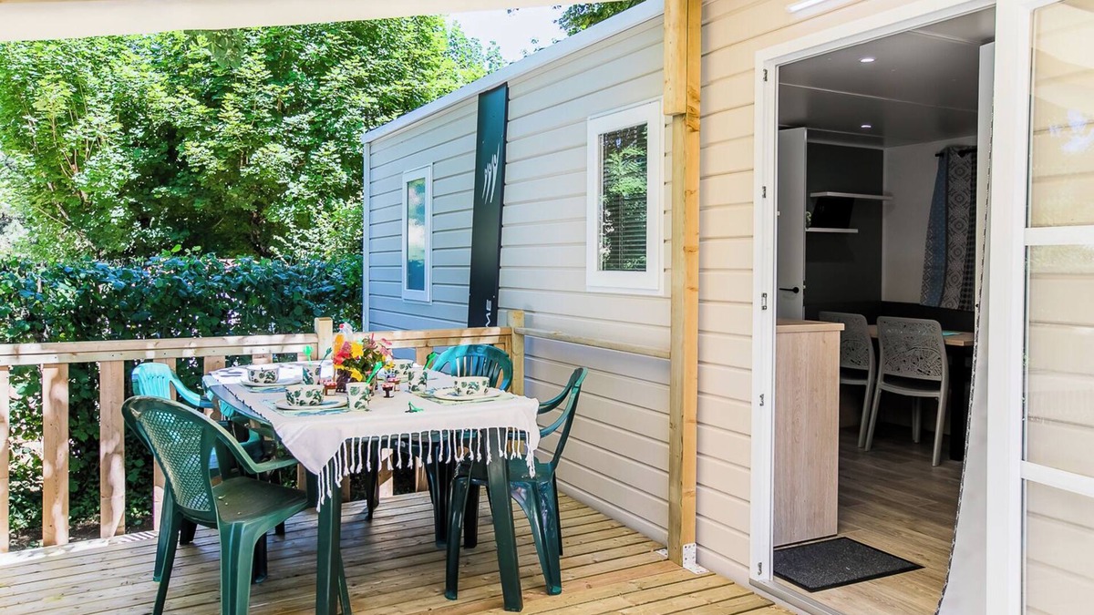 Saint-Genies RV Rental | Camping La Bouquerie - Eden Villages