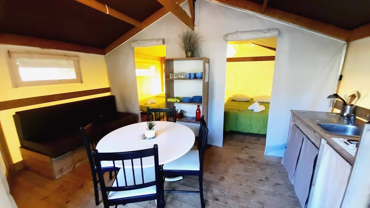 Coulon House | Camping La Venise Verte * - Ecolodge Toile & Bois 30m² (2 bedrooms - 4 people) including covered terrace 8m² - Without toilets 4 people