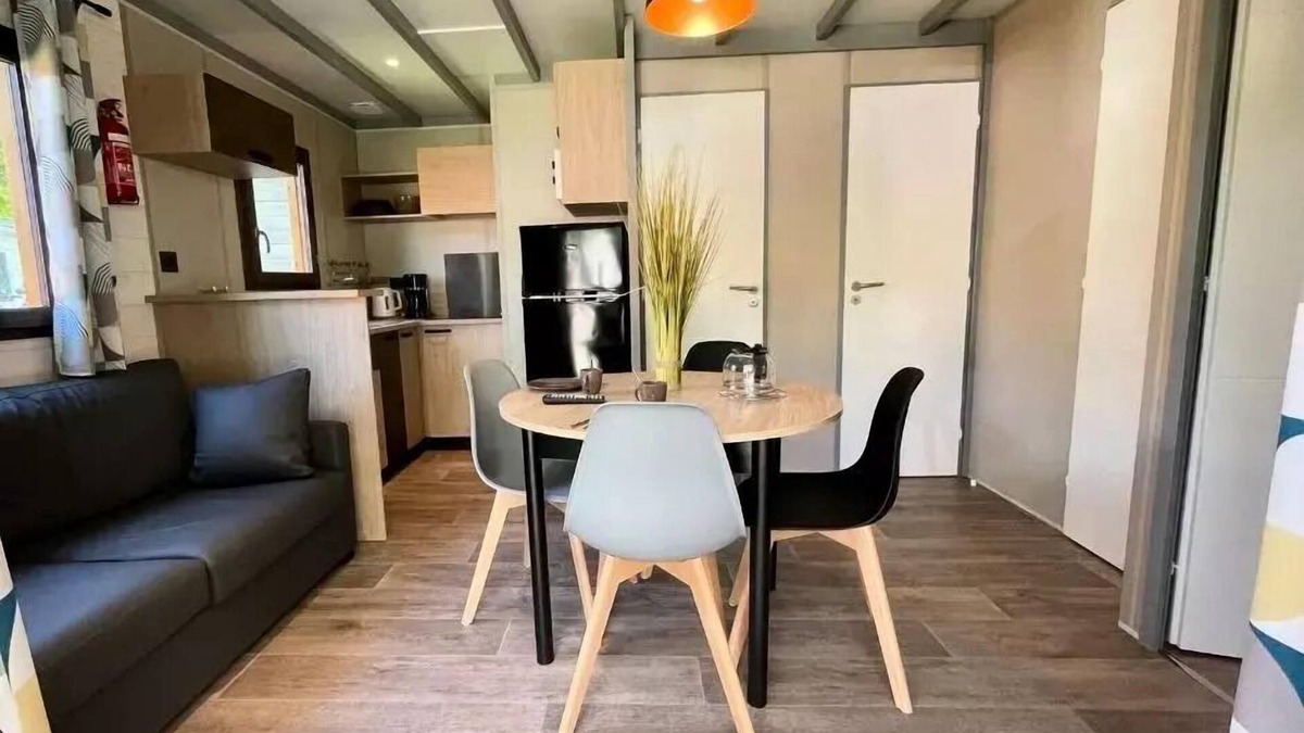 Coulon Ski Chalet | Camping La Venise Verte * - PREMIUM chalet 39m² (2 bedrooms) including covered terrace + TV for 4 people