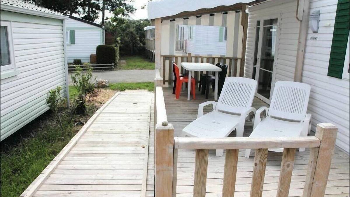 La Chaize-Giraud House | Camping Les Alouettes* - Mobile home PMR Excellence 3 rooms 4/6 people