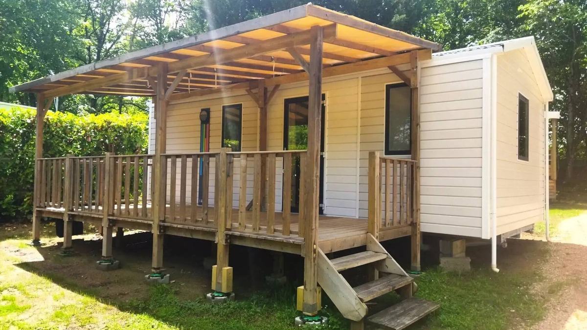 Saint-Gerons House | Camping Les Rives du lac Cantalès * - 2 bedroom mobile home Ibiza 4 people