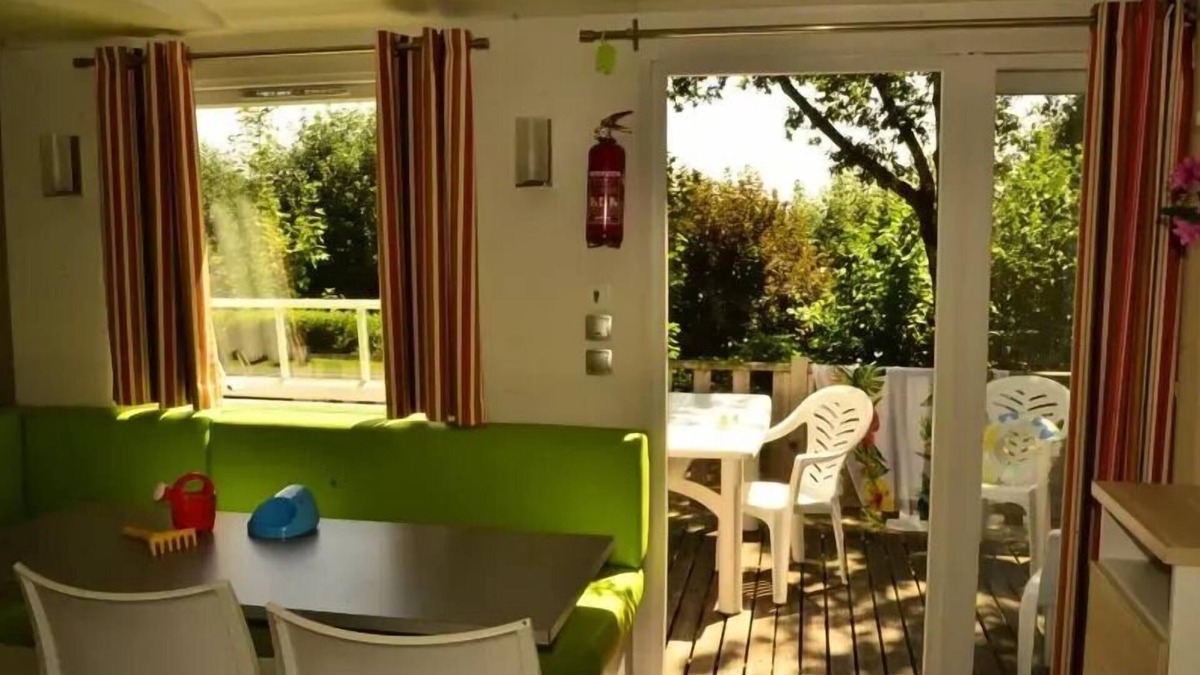 Pont-de-Salars House | Camping Les Terrasses du Lac* - 4-room mobile home 6/8 people Air-conditioned