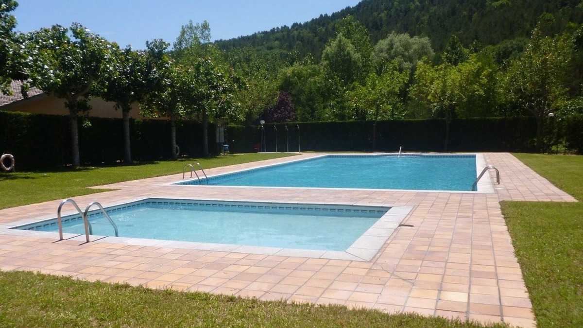 Campdevanol RV Rental | Camping Pirinenc
