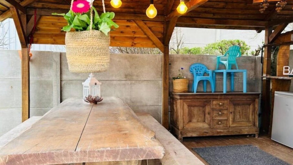 Lievin House | Camping Pour 4 Personnes Dont 3 Adultes