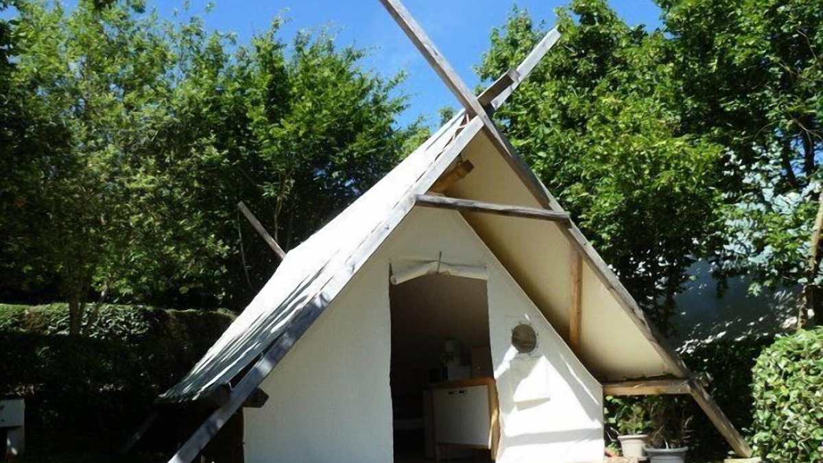 Cassagnabere-Tournas House | Camping Pré Fixe **** - Classic Prospector Tent 3 Rooms 4 People