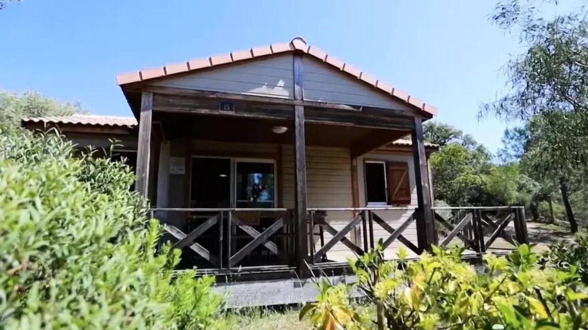 Pinarellu Ski Chalet | Camping U Pinarellu * - GAMME GRAND CONFORT - I Bianchi (Sunday/Sunday) - 6 persons