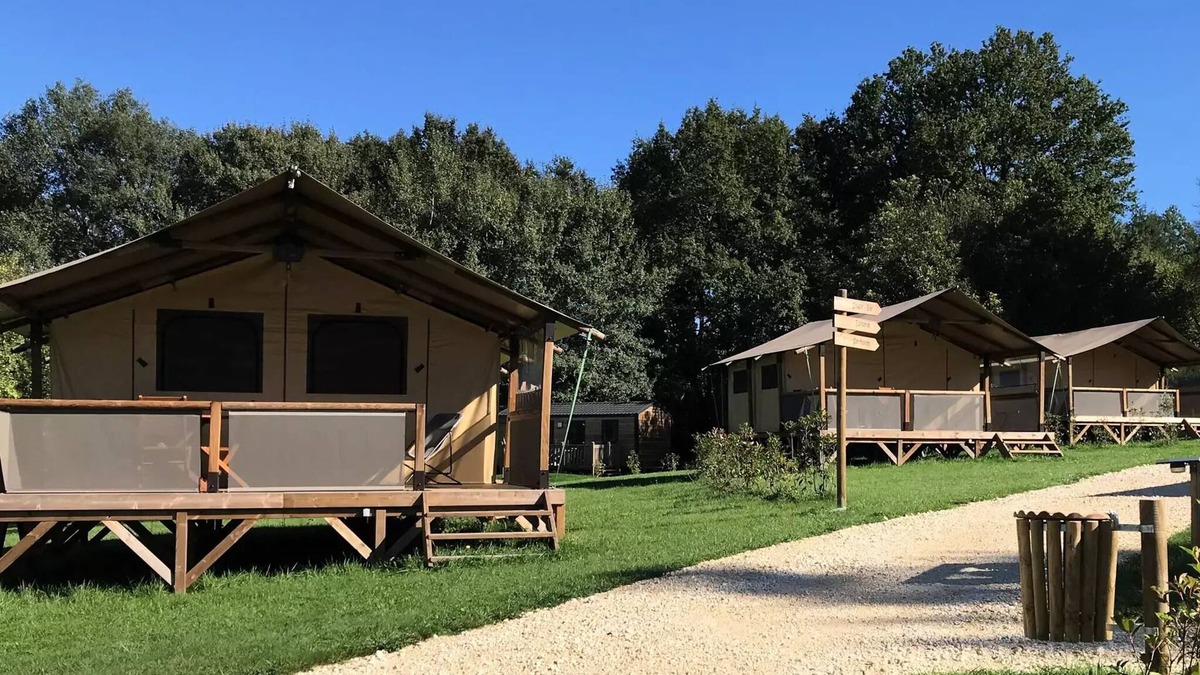La Douze House | Camping Ushuaïa Villages Le Bois Coquet * - Bali Premium Canvas Bungalow - 2 bedrooms - 32m² 5 people