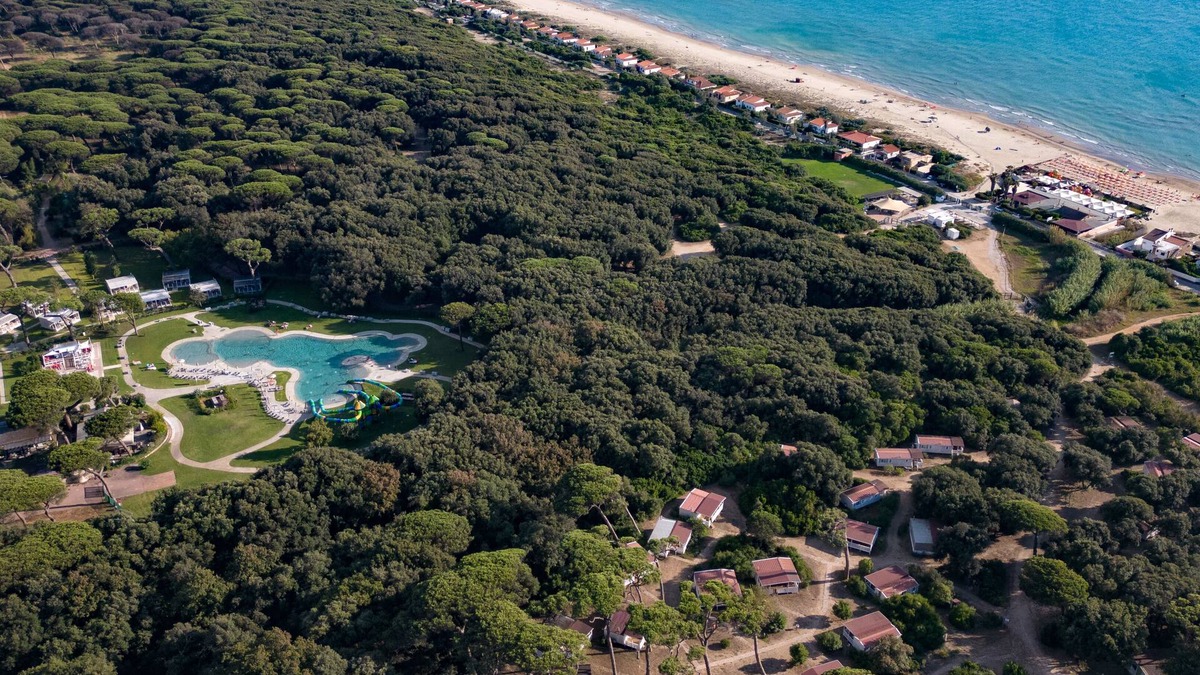 Lido dei Pini RV Rental | Camping Village Parco della Gallinara
