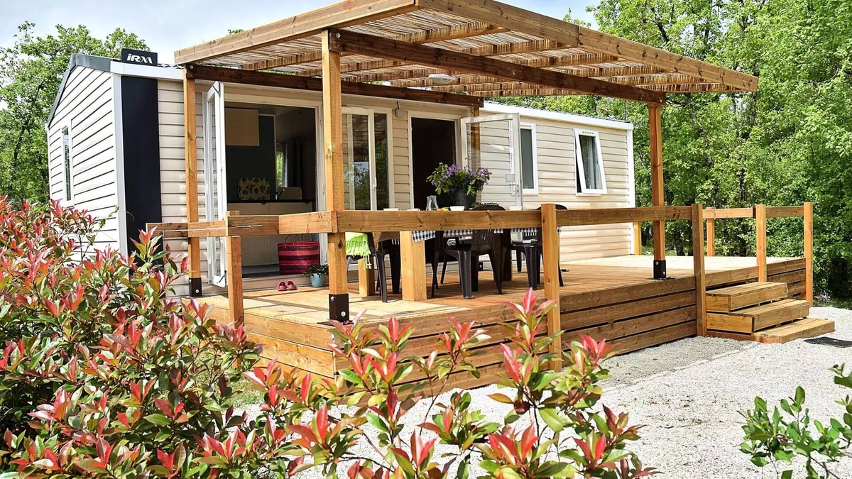 Saint-Antonin Noble Val House | Campsite Les 3 Cantons* - Mobile home Lavaurette 4 rooms 6 persons