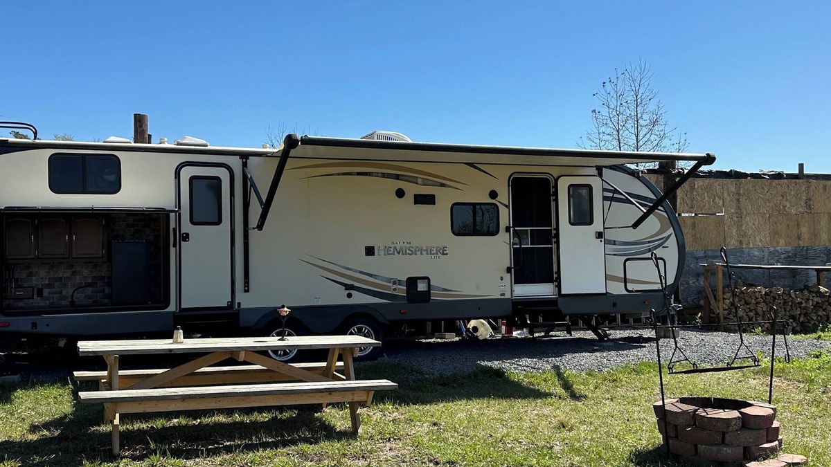 Ruffin RV Rental | Campsite #1 Cozy RV in Lovely St. George with AC, WiFi