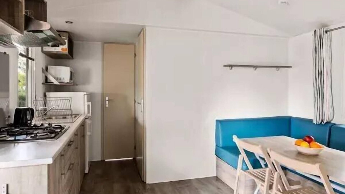 Saint-Amans-des-Cots House | Campsite Domaine des Tours* - Comfort XL 3-room mobile home 4 adults + 2 children