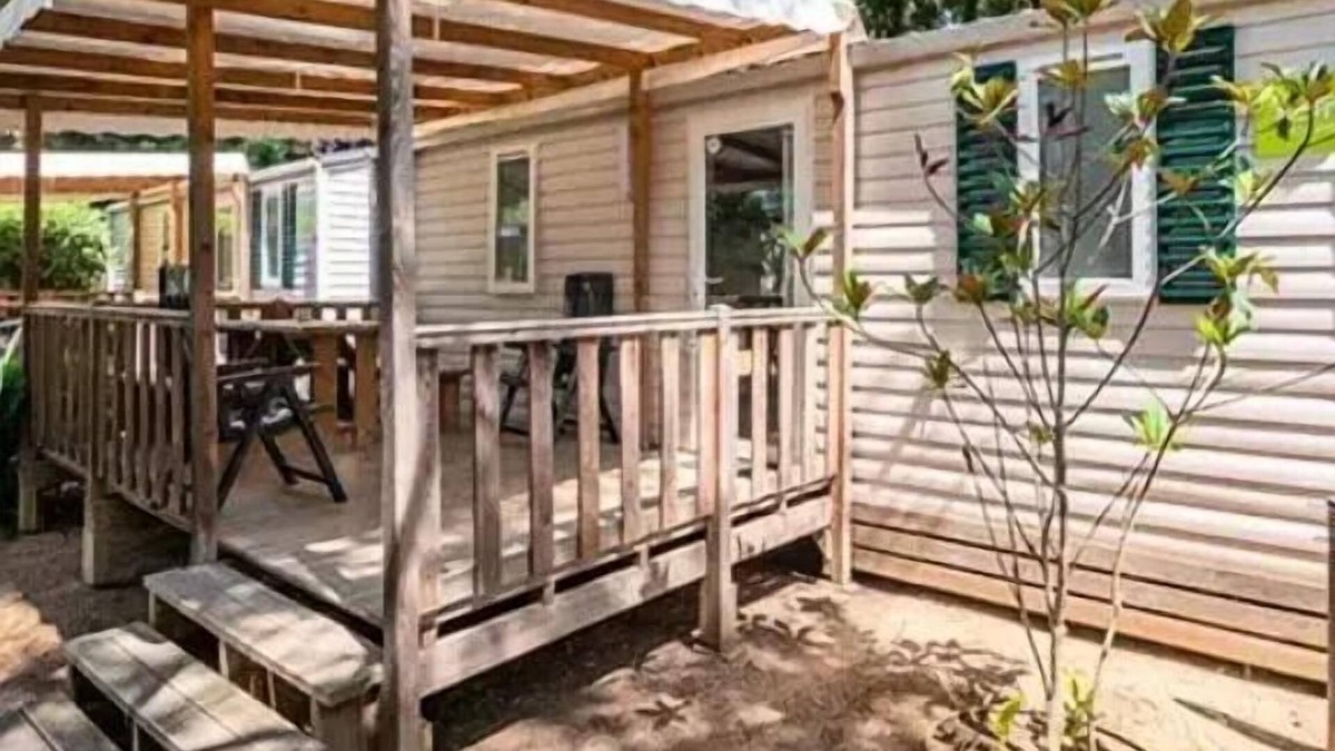 Nans-les-Pins House | Campsite Domaine de la Sainte Baume* - Comfort mobile home 2 rooms for 2 people Air-conditioned + TV