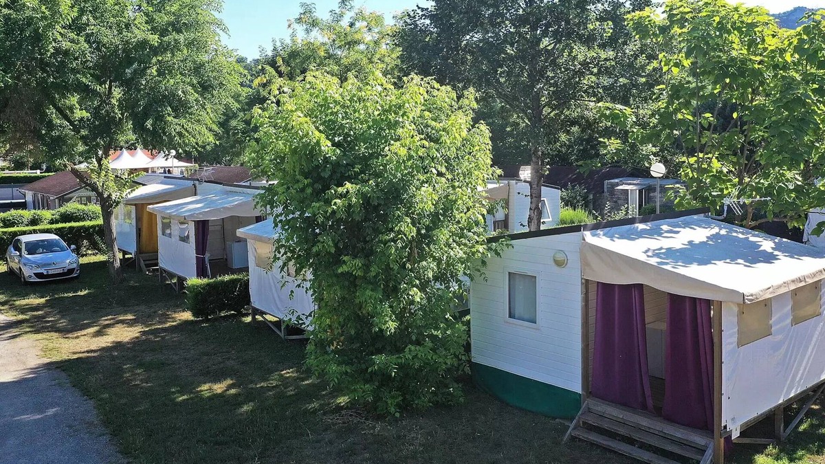 Foix House | Campsite DU LAC * - Cottage Valentin 2 people