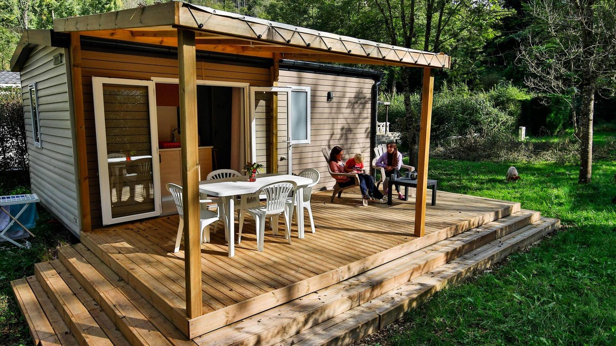 Montels House | Campsite Flower L'Arize * - Mobil home Confort 3 rooms 4 people